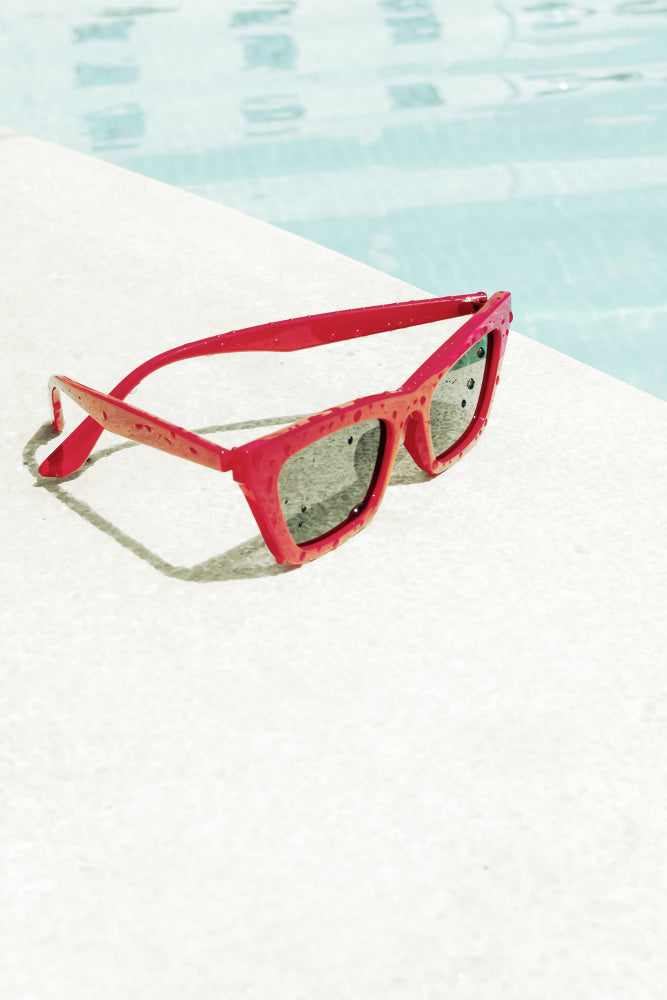 Red Poolside Sunglasses | Canvas