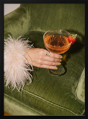 Feathered Cocktail Style | Poster - Black Metal Frame Interior