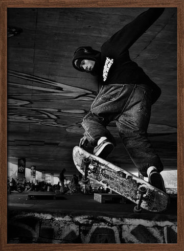 Skateboarder Urban Trick | Poster - Walnut Frame Interior