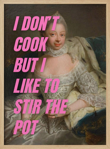Sassy Queen Statement | Poster - Wood Frame Interior