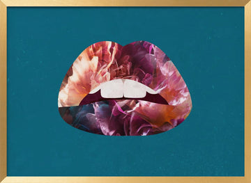 Blooming Lips | Poster - Gold Frame Interior