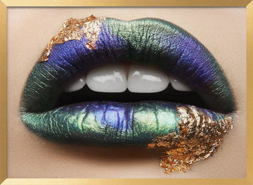 Iridescent Gold Lips | Poster - Gold Frame Interior