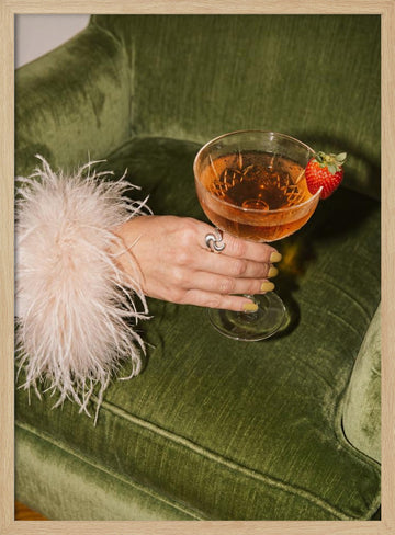 Feathered Cocktail Style | Poster - Wood Frame Interior