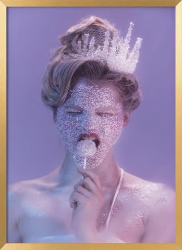 Dreamy Glitter Queen | Poster - Gold Frame Interior