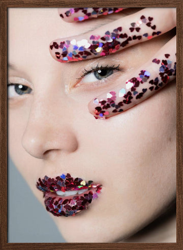 Glitter Heart Lips | Poster - Walnut Frame Interior