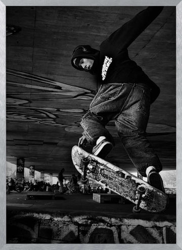 Skateboarder Urban Trick | Poster - Silver Frame Interior