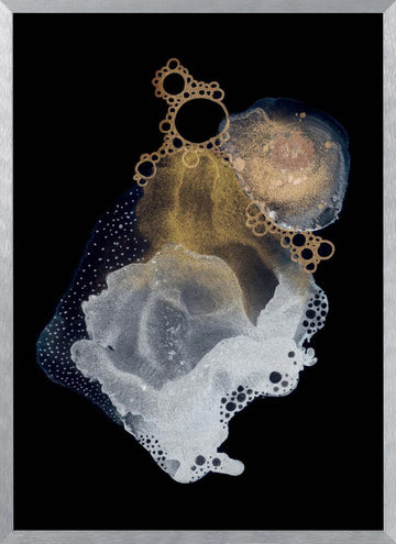 Fluid Gold Shimmer | Poster - Silver Frame Interior