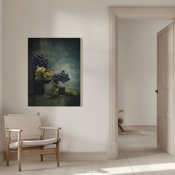 Rustic Wine Grapes | Canvas - Room Interior 1