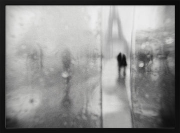 Blurred Paris Romance | Poster - Black Metal Frame Interior