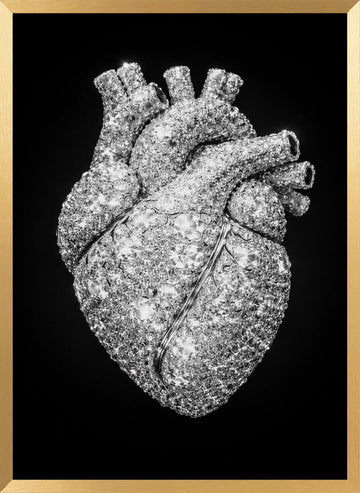 Sparkling Diamond Heart | Poster - Gold Frame Interior