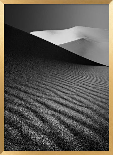 Desert Dunes Monochrome | Poster - Gold Frame Interior