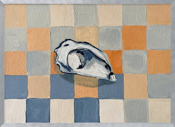 Oyster Shell Checkers | Poster - Silver Frame Interior