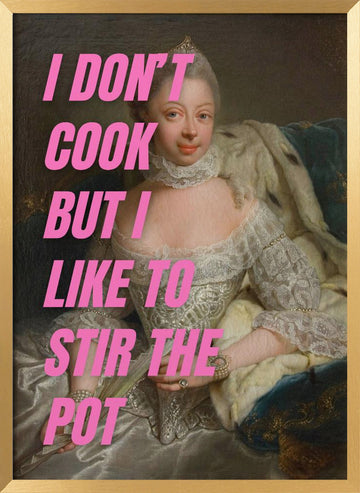 Sassy Queen Statement | Poster - Gold Frame Interior