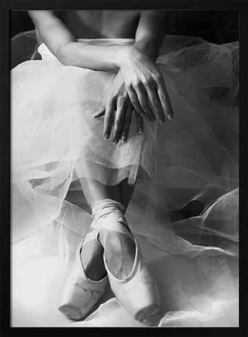 Graceful Ballerina | Poster - Black Metal Frame Interior