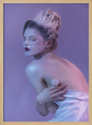 Sparkling Lavender Queen | Poster - Wood Frame Interior
