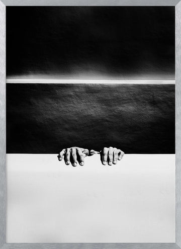 Hands Dark Horizon | Poster - Silver Frame Interior