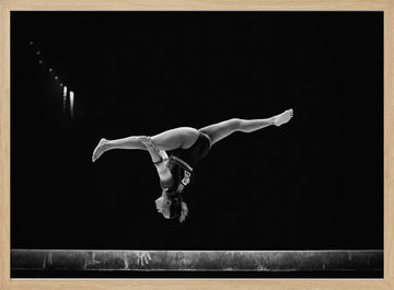 Dynamic Balance Beam Split | Poster - Wood Frame Interior