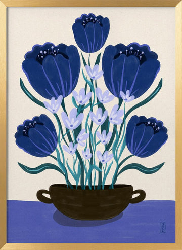 Blue Floral Arrangement | Poster - Gold Frame Interior
