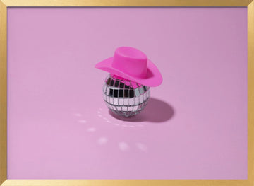 Pink Disco Hat | Poster - Gold Frame Interior