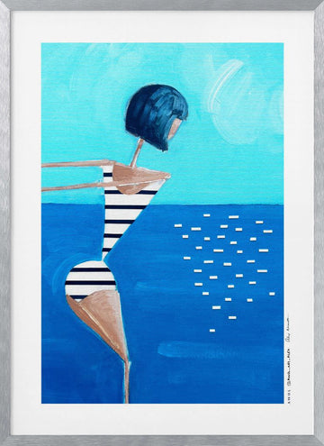 DIVING WOMAN | Poster - Silver Frame Interior