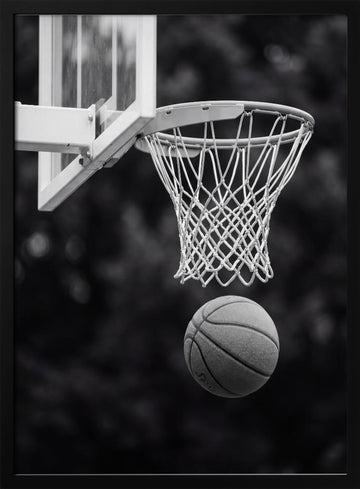 Basketball Hoop Shot | Poster - Black Metal Frame Interior