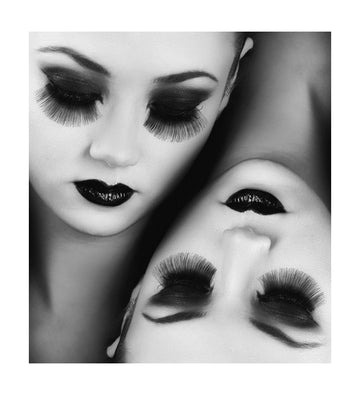Dark Glamour Faces | Poster - Passepartout