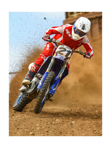 Motocross Rider Kicking Dust | Poster - Passepartout