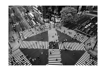 Busy City Crossing | Poster - Passepartout