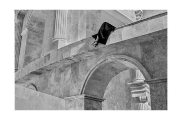 Elegant Architectural Pose | Poster - Passepartout
