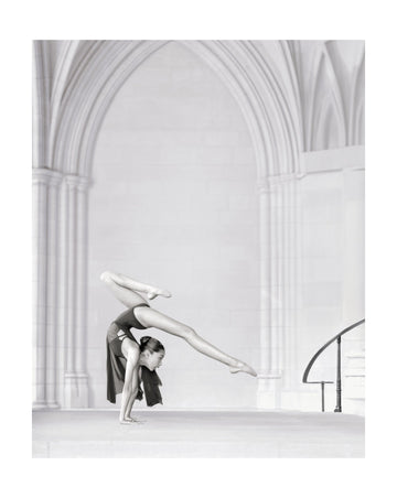 Elegant Dancer Archway | Poster - Passepartout