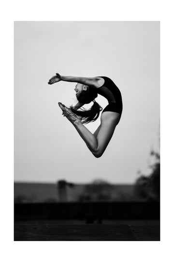 Graceful Ballet Leap | Poster - Passepartout