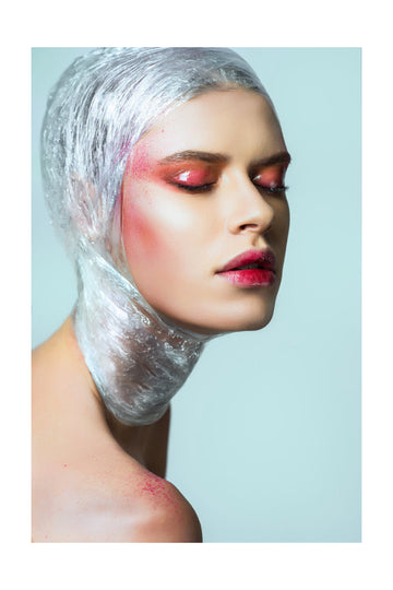 Pink Wrapped Beauty | Poster - Passepartout