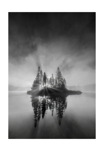 Misty Island Sunrays | Poster - Passepartout